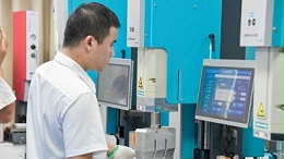 明惠超聲波焊接機換能器松動難題？靈科超聲波“四步法”精準解決！