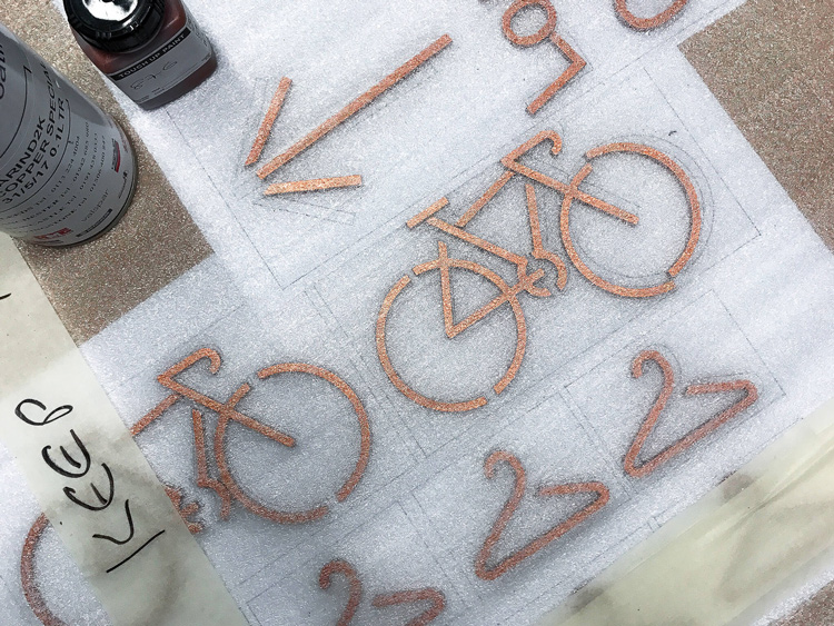 聯合辦公空間Fora的品牌vi設計，一個不喊口號的品牌形象策劃案例