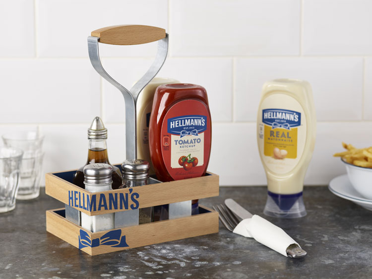 Hellmann 的品牌包裝設計，藍絲帶標志，手繪字體